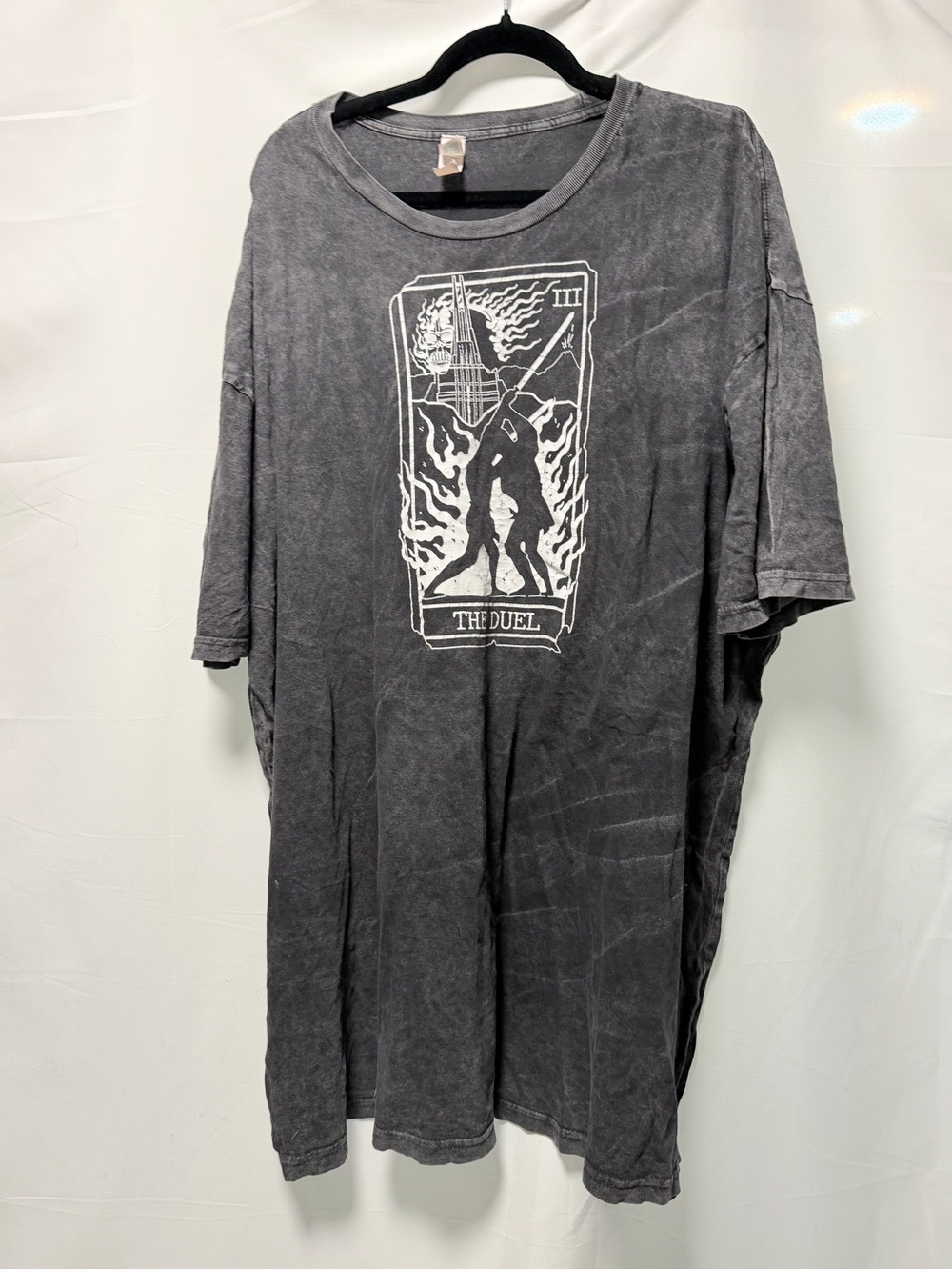 The Duel Graphic Short Sleeve T-Shirt - Gray
